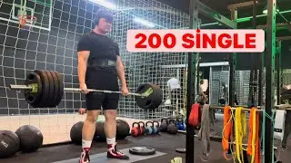 200 Deadlift Nasıl Görünür