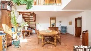 MEYRARGUES - MAISON A VENDRE - 536 000 &euro; - 166 m&sup2; - 6 pi&egrave;ces