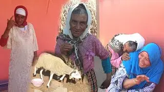 لالة هموشة شرات حوليالعيد لجمعة وتعالو تشوفو ادريسية كي جاتها البيجامة