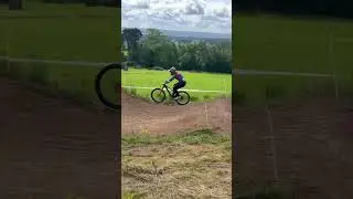 Practice laps on the Shredhill 4X! #mtb #mountainbike #mountainbiking