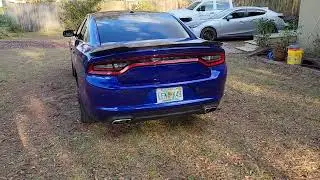 2020 Charger SXT straight pipe start up and Rev.