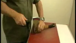 Hoe slijp je of scherp je een bijl met Easysharp Knife.flv