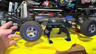 Traxxas heavy duty A-arms will work! Check this Huge upgrade for your Slash 2wd. #rccar #traxxas