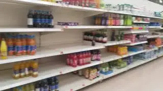 CORONAVIRUS UK | LONDON PANIC BUYING @ ALDI & SAINSBURY'S ON #FRIDAYTHE13TH | #COVID_19UK | MADNESS