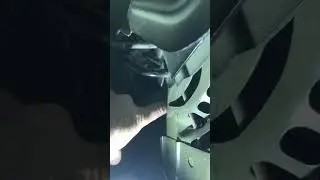 Marquis/Crown Vic trunk torsion bar spring snapped