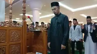IMAM MUDA MASJID AGUNG NURUL IMAN PADANG |Ust. Akmal Al - Ghifary AL-Hafidz