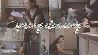 spring cleaning & decluttering | peaceful cleaning inspiration