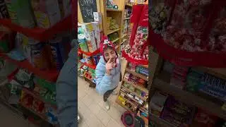 Parte 2 - spesa di qualit&agrave;. #clienti #risate #spesa #supermercato #manolo #chanella #marisa