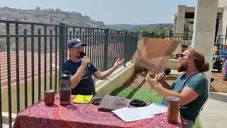 What do Efrat Schools, Big Balloons, and Free Stuff all Have In Common? // EPISODE 1