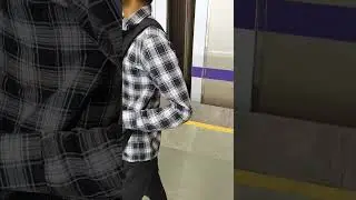 Going to cheapest laptop market Nehru Place || Avni Laptop Solution ||