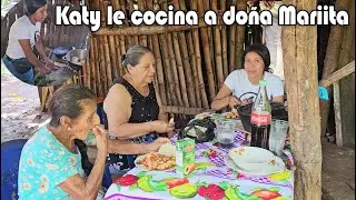 Hoy KATY lleg&oacute; como CHEF de do&ntilde;a MARIITA y Sorprendentemente dej&oacute; a Todas con la Boca Abierta