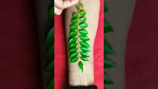Very Easy And Beautiful Leaf Mehndi Design ❤️🌿💁🏻&zwj;♀️#leafmehndi #youtubeshorts #mehndi #shots