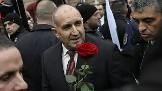 Радев: Въпросът за Европа е лишен от всякакъв смисъл