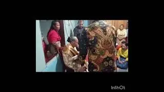 Acara keluarga Menyuapi orang tua dalam adat Batak Toba #adat#tradisi#batak #sumut