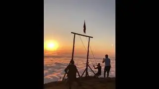 Amazing View! Swing Over The Clouds || GoViral