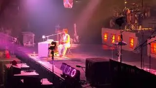 Camilo - Ropa Cara(Ac&uacute;stico) (Live in Chicago 2024)