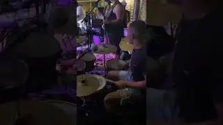 Participa&ccedil;&atilde;o com Samba Trator na Batera