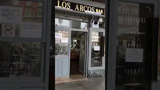 el BOCATA de CALAMARES del BAR LOS ARCOS de Plaza Mayor