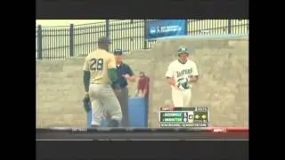 Chris Moye, Taylor Ratliff, Adam Brett Walker Defensive Play