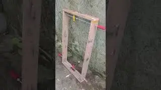 fiz um perbolin caseiro,paletes e compensado
