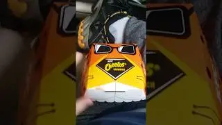 I tried KFC's new Cheetos sandwich
