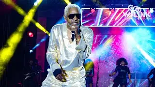 Awilo Longomba will never grow old the energy. is like that of 90's best performance ever