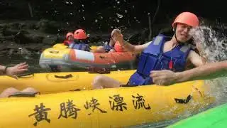 Heart stopping waterfall in Guangzhou. Sky corridor at Qingyuan - Qingcheng. 广东 广州