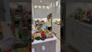 Deep clean / organize our fridge with me! 🧽🫧 #cleaning #organization