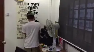 How to install wall quotes