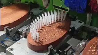 4 Axis Cross Shifting Brush Drilling and Tufting Machine 