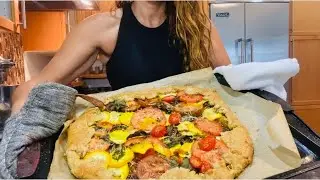 VEGETARIAN DINNER| How to make flaky pie| BEST pie EVER | pomegranate tomato and mint salad