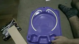 Beyblades can drop from the sky?! | Unboxings!