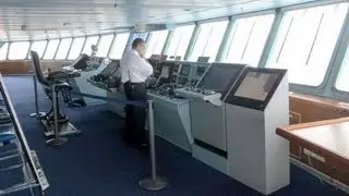 A Tour at the Bridge, Vision of the Seas
