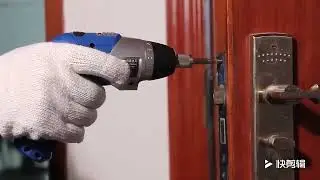 Mini Parafusadeira El&eacute;trica Port&aacute;til Sem Fio 4.8v Luatek