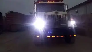 Autocar volvo volteo de elvis ta cojiendo lujo ya