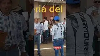 Pulqueando,tomando en la Shoma.#tradiciones #retourdecourse #f&eacute;rias #pulque