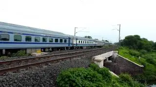 Aggressive show by dancing BSL WAP-4!!:O