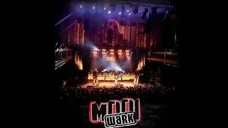 Mooi Wark &ndash; Altied Blieven Plakken &ndash; Live in Paradiso Amsterdam - Offici&euml;le Videoclip