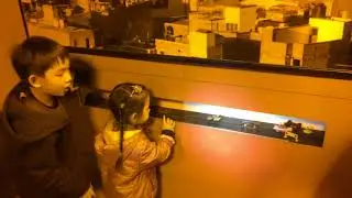 SF Exploratorium: Infrared Vision, Persistent and Coupled Pendulums, Chromascope, Monochromatic Room