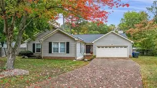 412 Oxburgh Place, Newport News, VA Presented by Erin Ward.