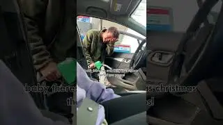 Заливаем дизель в нашу машину (розыгрыш) #пара #шорты #парнаякомедия #розыгрыш