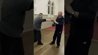 &ldquo;Tai Chi Shoulder Escape: Breaking Free from a Strong Grip&lsquo;&rsquo;防身术、擒拿解脱
