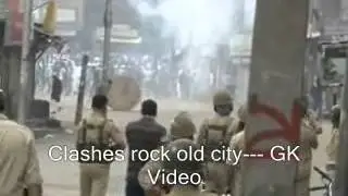 Clashes rock old city