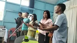 One hand 📸 one hand 🥁 🥰😂|| O iti nop tam Christa kanei...@Nepali Christian Church, Kpi