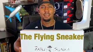 Unboxing A Flying Sneaker