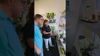 Conversation with Laura at ElePlant in Harlingen. Shop local! #rgv #956 #harlingen #plants