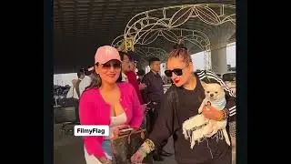 actor Gobinda&rsquo;s daughter Tina Ahuja & wife Sunita Ahuja cutting cake on &ldquo;Happy New Year&rdquo; at airport 