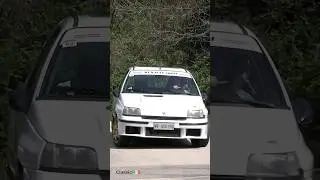 Renault CLIO 16V 1.8 - Короткое видео об автомобиле - Наташа, гонщик ралли