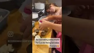 Cupcake Baking Set