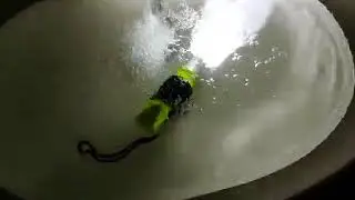 KooKen 10W T6 LED Linterna de buceo, Buena linterna para pesca submarina